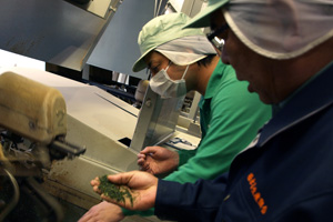 画像|精揉機にて